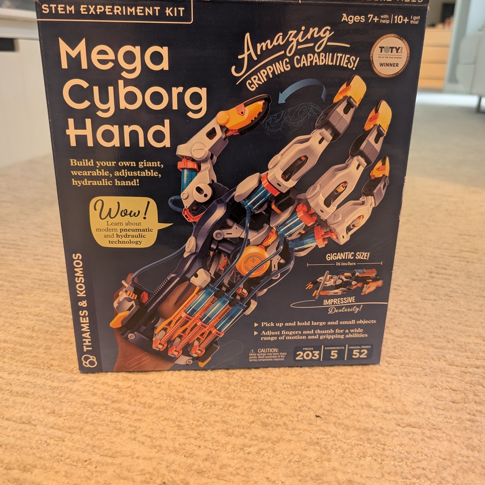 Mega Cyborg Hand STEM Kit - Multicolor